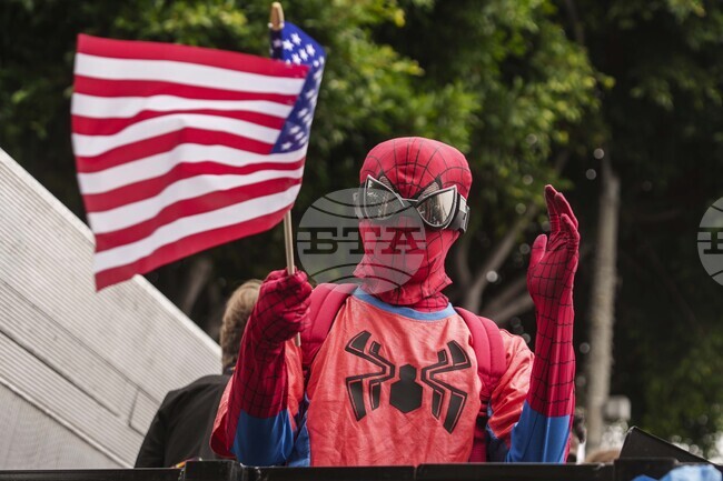 Хората вярват, че Хари Потър и Спайдър-Мен биха гласували като самите тях, установи проучване