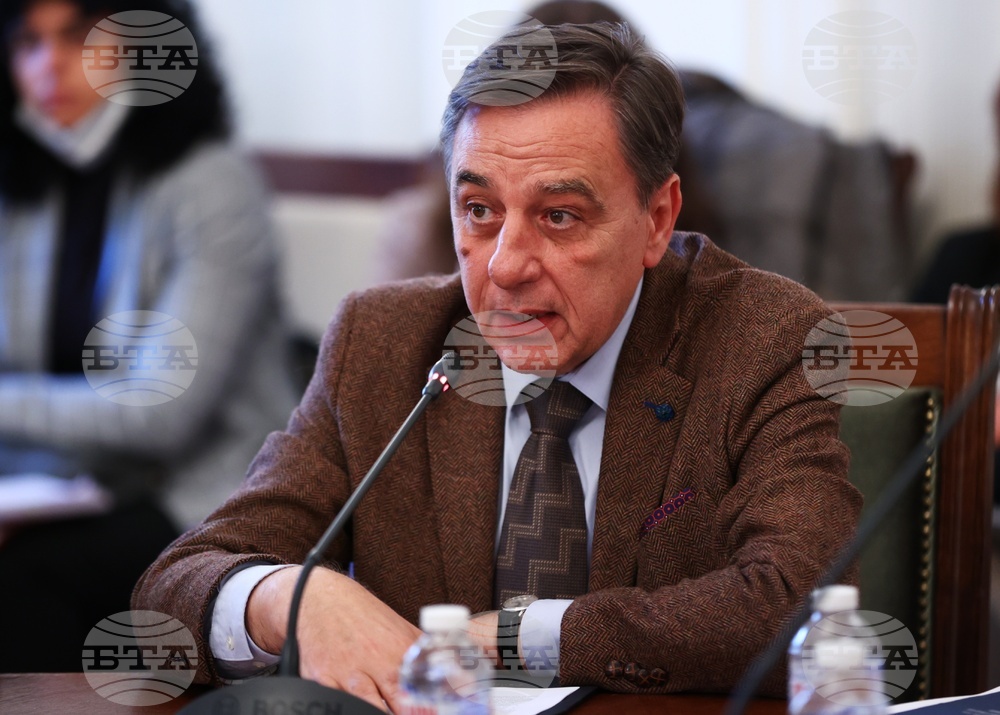Парламент - Комисията по транспорт и съобщения