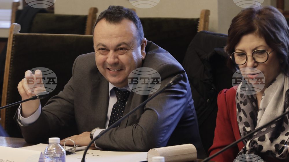 Парламент - Комисия по вътрешна сигурност и обществен ред