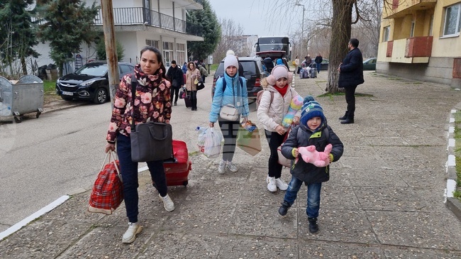 Одобрена е помощ на кандидатите по програмата за хуманитарно подпомагане на разселени лица от Украйна