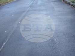 Снимка: Община Благоевград - Община Благоевград асфалтира улица „Влахина“ в с. Падеш