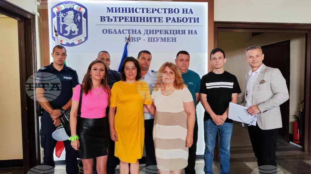 Служители на Областната дирекция на МВР - Шумен бяха наградени по случай професионалния им празник