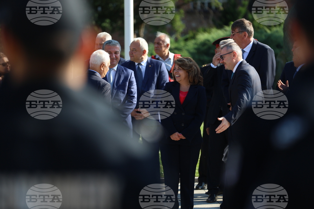 Паметник на незнайния воин - тържествена церемония по случай 145-годишнината на МВР