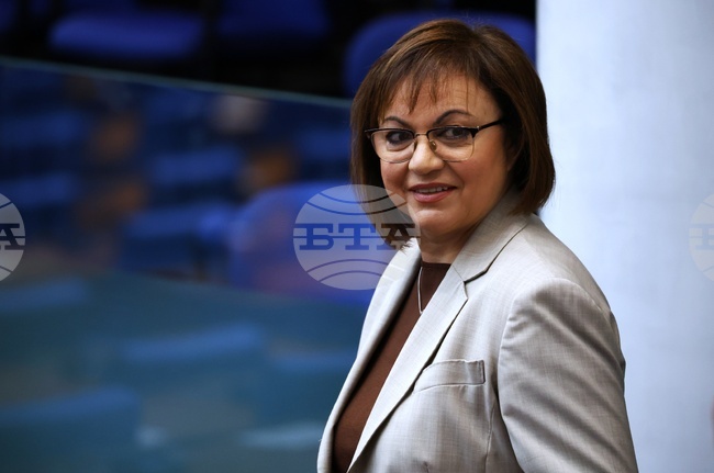 Мислим върху нов лявоцентристки проект, съобщи Корнелия Нинова