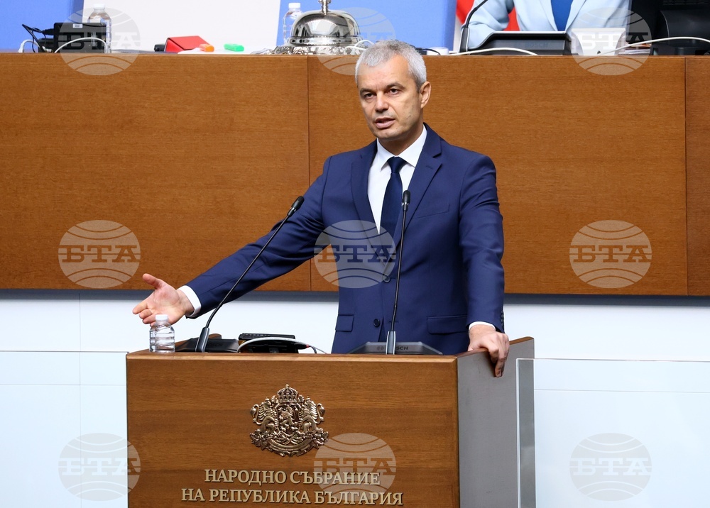 Костадин Костадинов беше избран за председател на Комисията по демографската политика, децата и семейството в парламента