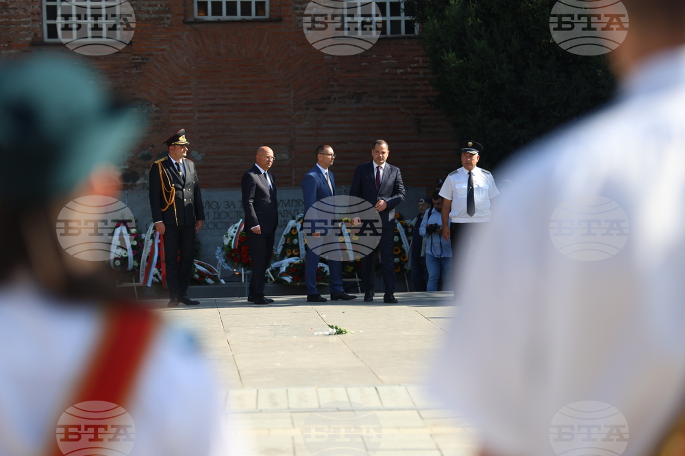 Паметник на незнайния воин - тържествена церемония по случай 145-годишнината на МВР