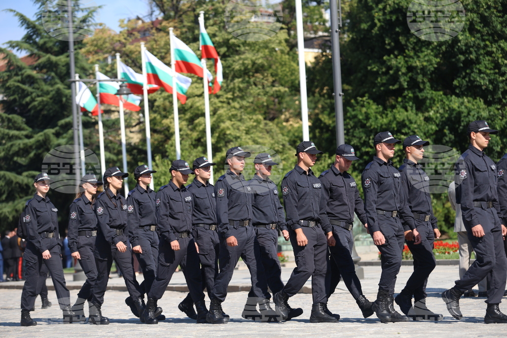 Паметник на незнайния воин - тържествена церемония по случай 145-годишнината на МВР