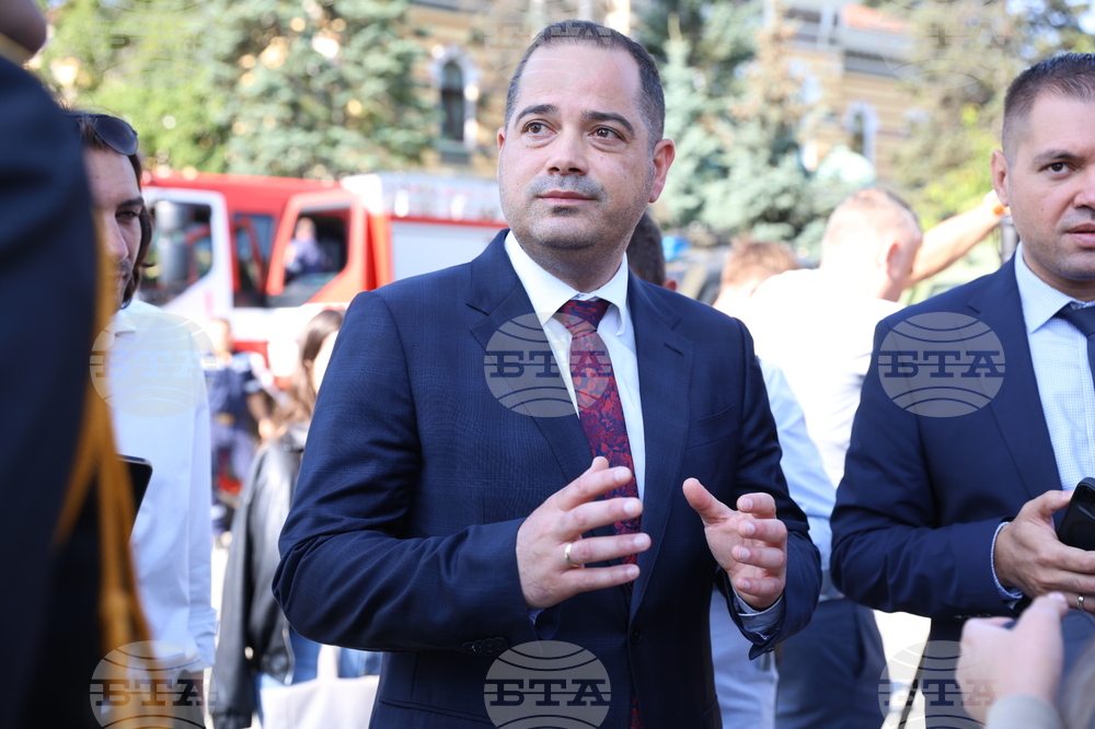 Паметник на незнайния воин - тържествена церемония по случай 145-годишнината на МВР