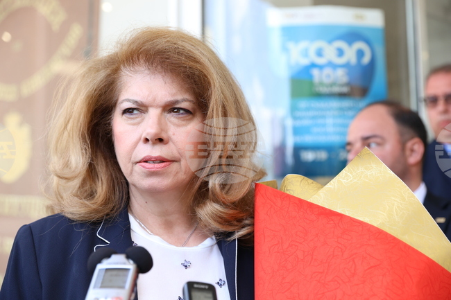  Илияна Йотова - брифинг