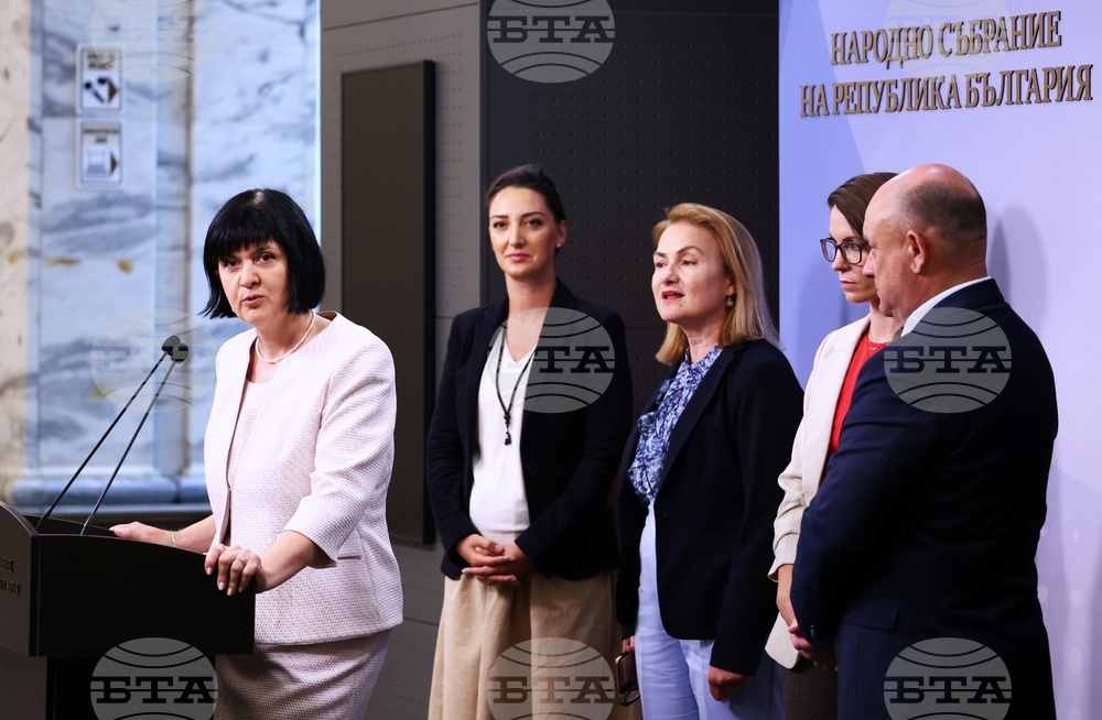 Народни представители - брифинг