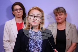Народни представители - брифинг - Красимира Катинчарова