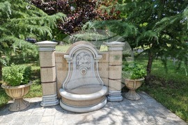 Село Коньово - „Дом на доброто“ - мемориален комплекс