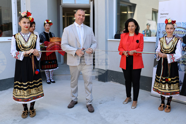 Пловдив - затворническо общежитие - откриване