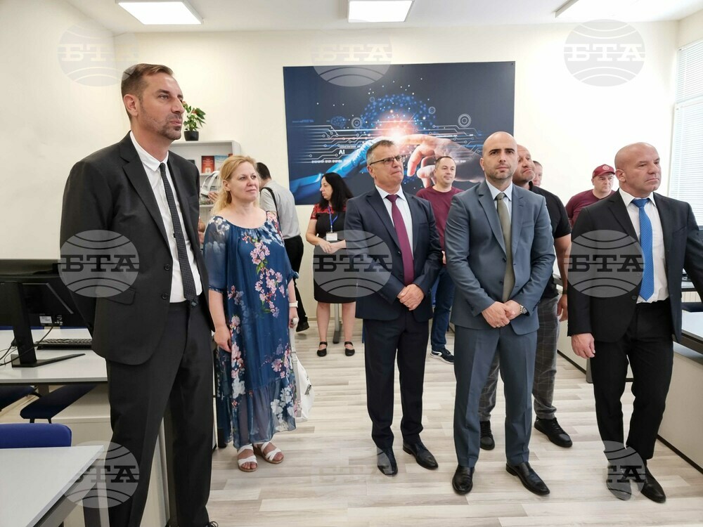 Ямбол - Център за иновативни образователни технологии - откриване