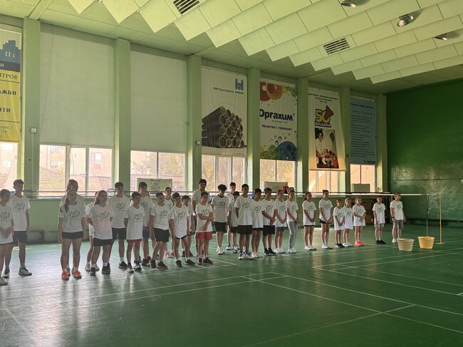 Община Русе: Млади таланти от България и Румъния се събират в Русе за турнира по бадминтон „Русенско лято“