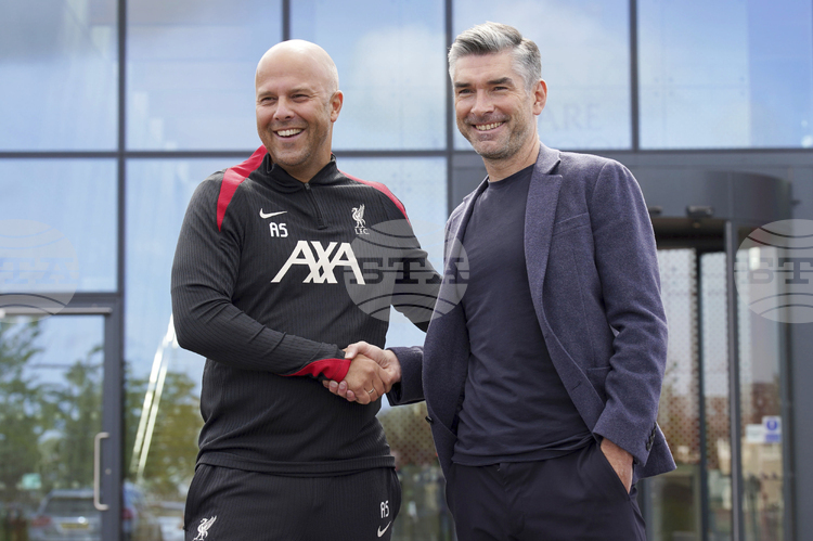 Спортният директор Ричард Хюз е убеден че летните попълнения на