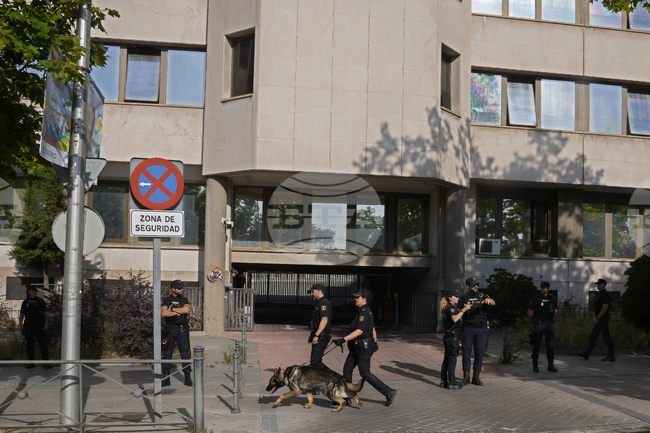 Бивш лидер на испанската радикална левица ще бъде съден за сексуално посегателство