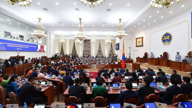 МОНЦАМЕ: Законопроект, предвиждащ механизъм за отзоваване на депутати, е внесен за разглеждане в парламента на Монголия