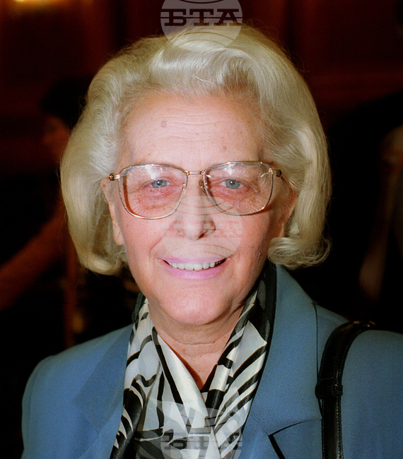 Емма Москова - архитект и политик