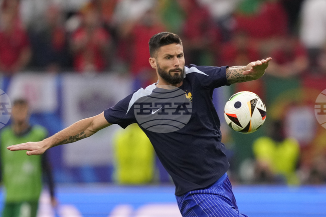 Бившият френски футболен национал Оливие Жиру е обран в САЩ