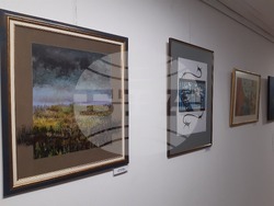 Учители от Националната художествена гимназия „Цанко Лавренов“ откриха „Празнична изложба“ в сградата на Апелативна прокуратура-Пловдив