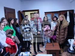 Снимка: Административен съд - Смолян - Административен съд -  Смолян проведоха лекция с възпитаници на  училище „Св.св. Кирил и Методий“ в гр. Смолян