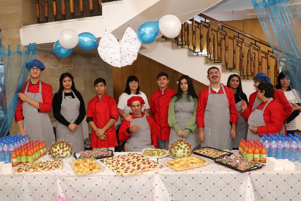 Община Банско: Кулинарно-цветна трудова борса „Малките жестове на приятелството“