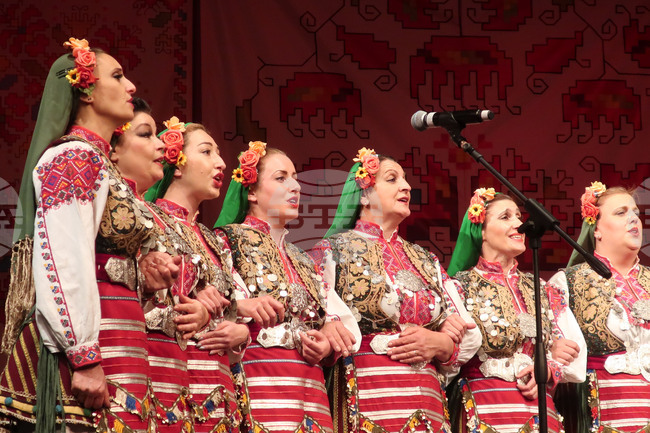 Плевен - съвместен концерт - ансамблите „Пирин” и „Иван Вълев”