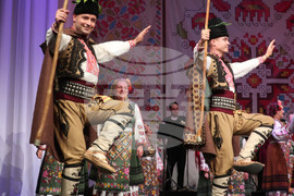 Плевен - съвместен концерт - ансамблите  „Пирин” и „Иван Вълев”