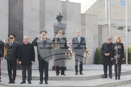 Бюст-паметник на Юрий Захарчук - откриване