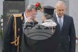 Бюст-паметник на Юрий Захарчук - откриване