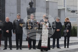Бюст-паметник на Юрий Захарчук - откриване
