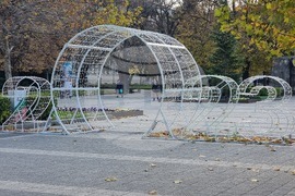 Плевен - празнична украса - коледни светлини