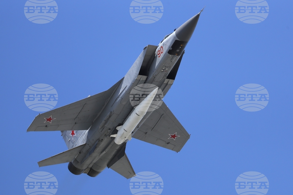 Русия изстреля хиперзвукова ракета "Кинжал" по обект в Западна Украйна; според украинските ВВС мишената е била тяхна база