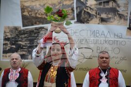 Мелник – фестивал – „Златен грозд“