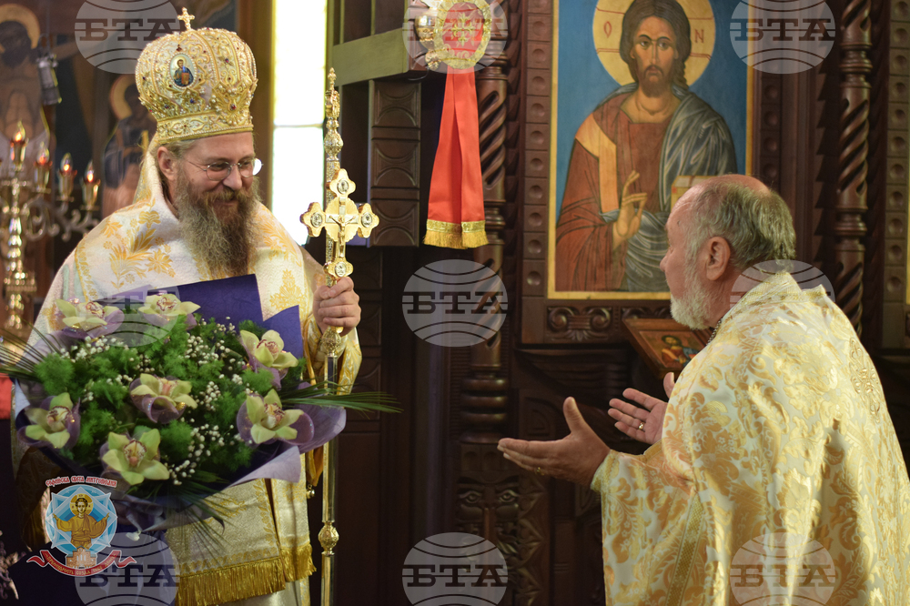 Храмов празник отбеляза столичната църква "Св. Климент Охридски" в кв. "Люлин"