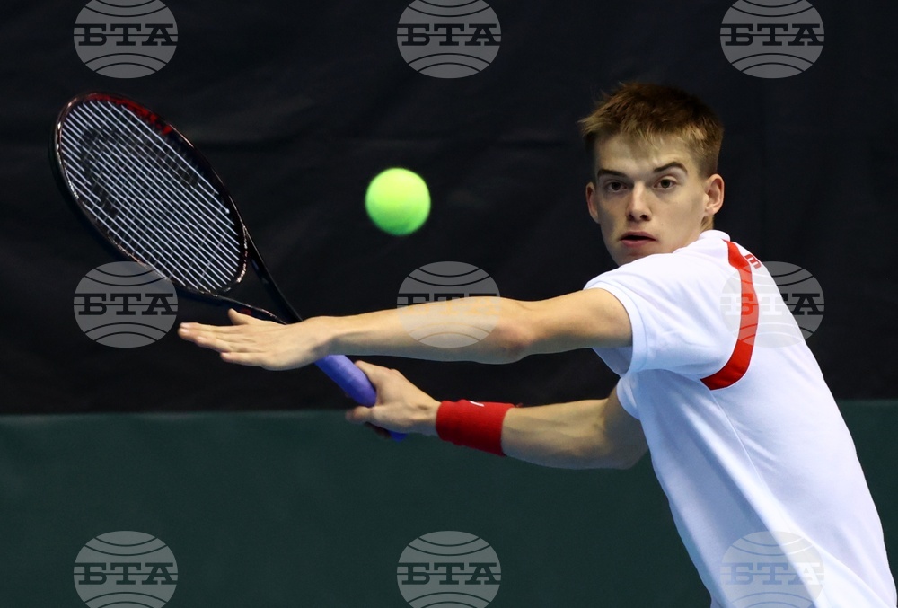 Нестеров отпадна на сингъл на турнир по тенис в Бахрейн