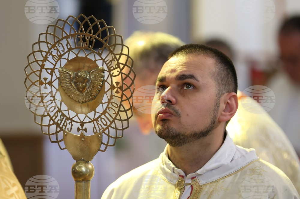 Катедрален храм „Св. Йоан XXIII" - епископ - ръкоположение