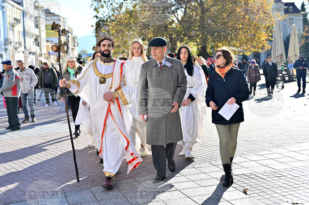 Пловдив - Дефиле на младото вино 2022