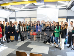 Мария Габриел: В Европа има нужда от повече инвестиции в компании, ръководени от жени