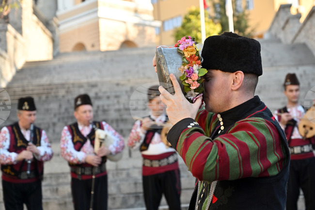 Пловдив - Дефиле на младото вино 2022