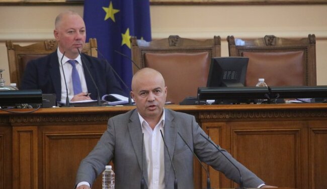 Георги Свиленски: Кирил Петков ни предложи да оттеглим закона и ще ни даде кодовете на машините