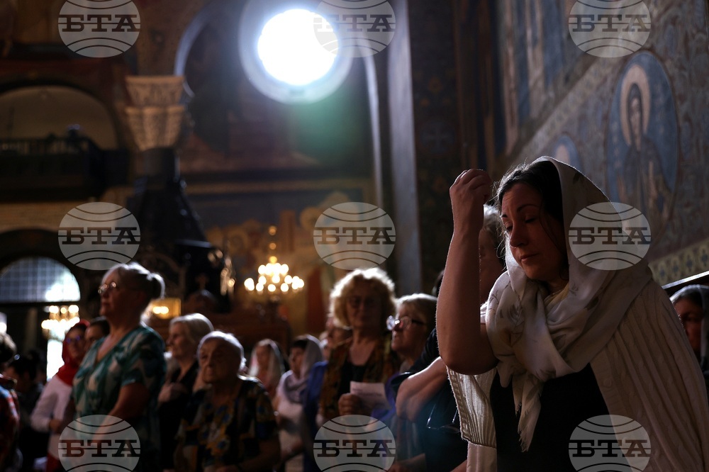 Катедрален храм „Св. вмчца Неделя“ - патриарх Даниил - посрещане