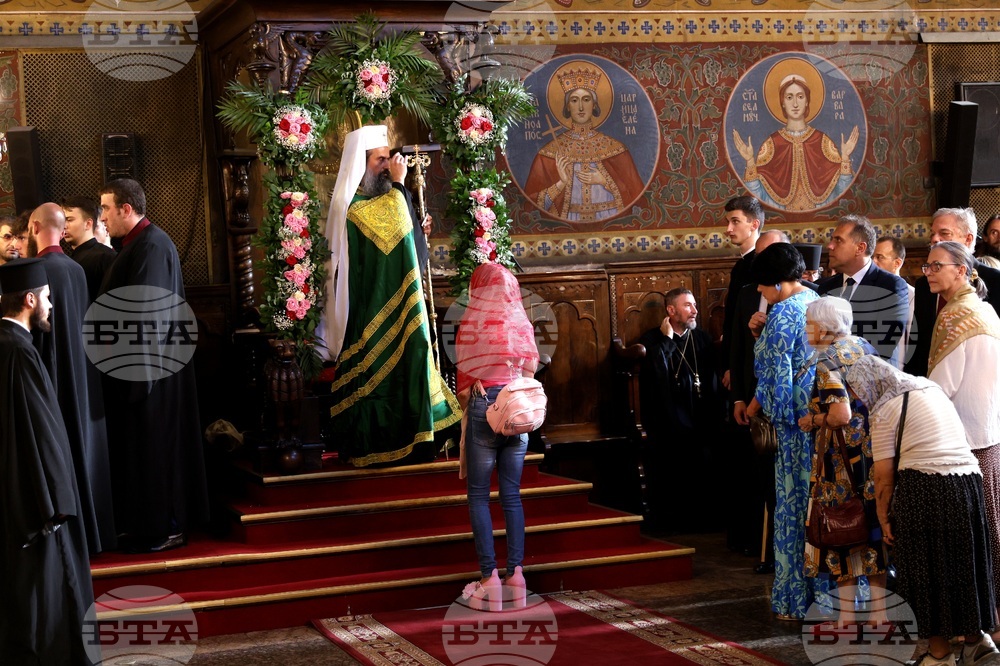 Катедрален храм „Св. вмчца Неделя“ - патриарх Даниил - посрещане