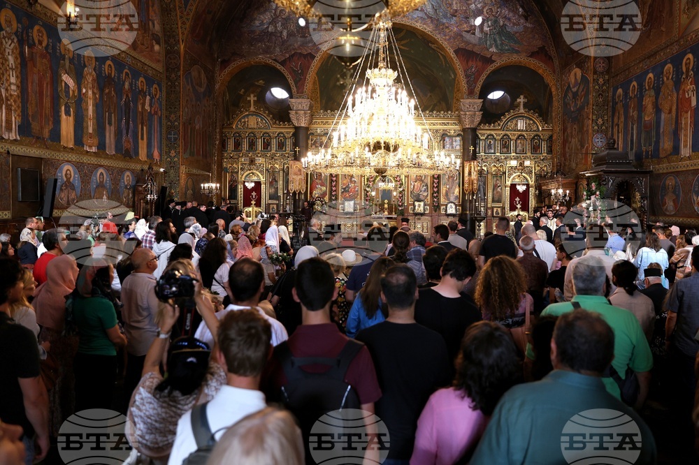 Катедрален храм „Св. вмчца Неделя“ - патриарх Даниил - посрещане