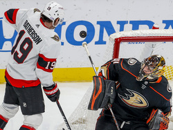 Senators Ducks Hockey
