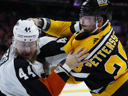 Penguins Flyers Hockey