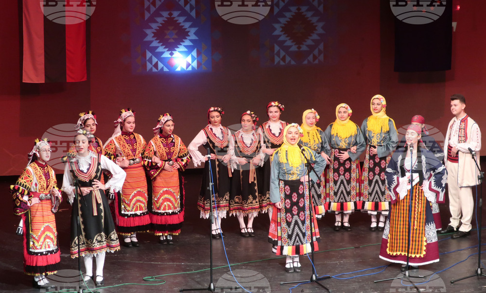 Плевен - училище по изкуствата - празник - концерт