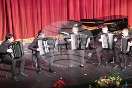 Плевен - училище по изкуствата - празник - концерт