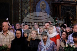 Храм "Св. великомъченица Неделя" - празник - света литургия